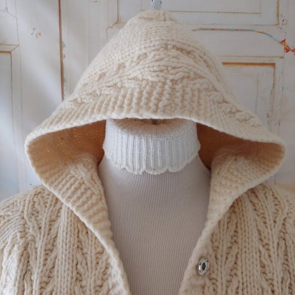 American Eagle hand knit 100% lambs wool hooded cable cardigan sweater/S/cream - Picture 2 of 10